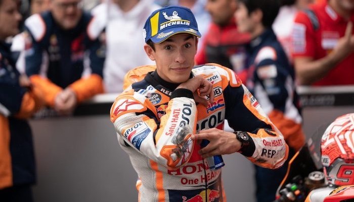 Marquez domineert MotoGP race Le Mans