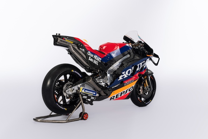 Repsol Honda MotoGP Team onthult nieuwe livery voor 2024