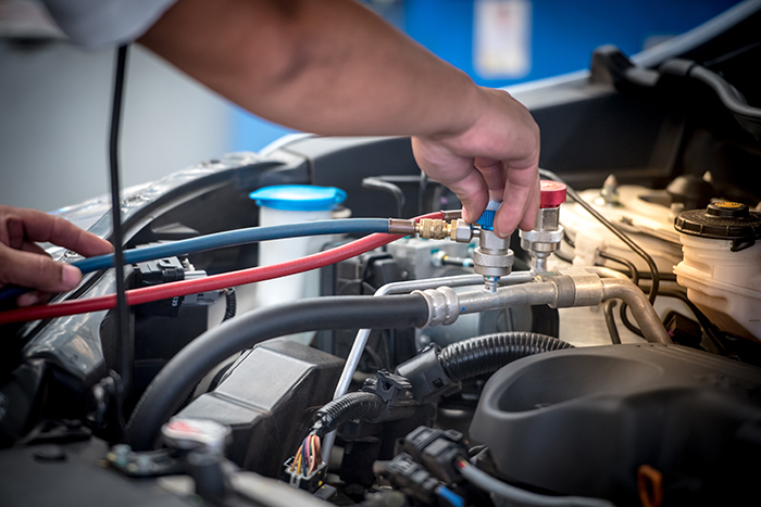 Regulier airco-onderhoud plug-in hybride en elektrische auto’s essentieel